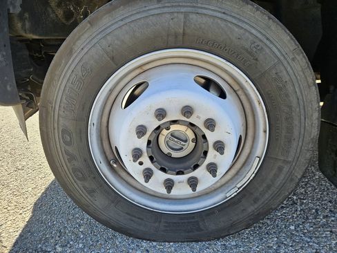 Used 2012 Ford F450 XL w/ PWR Equipment Group image 28