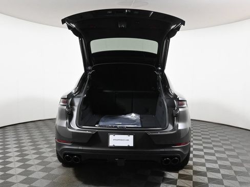 Used 2026 Porsche Cayenne Coupe AWD/4WD image 43