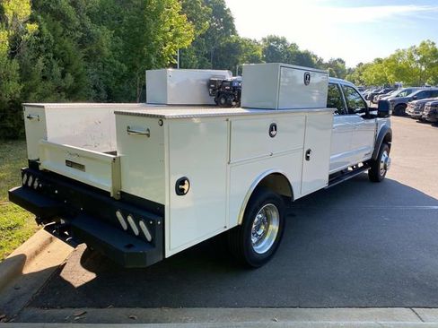 Used 2025 Ford F450 Lariat AWD/4WD image 33