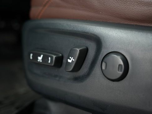 Used 2018 Toyota 4Runner Limited AWD/4WD image 51