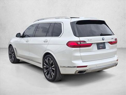 Used 2022 BMW X7 xDrive40i w/ Premium Package image 7