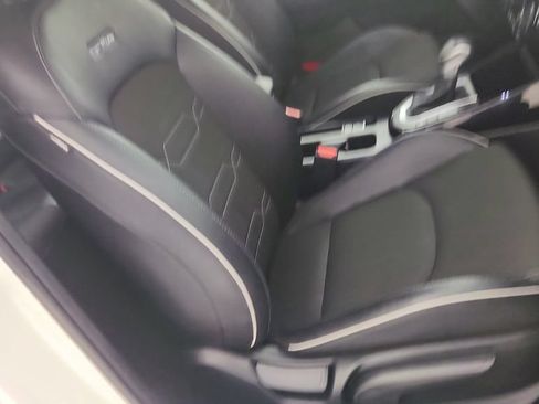 Used 2024 Kia Forte GT-Line w/ GT-Line Premium Package FWD image 31