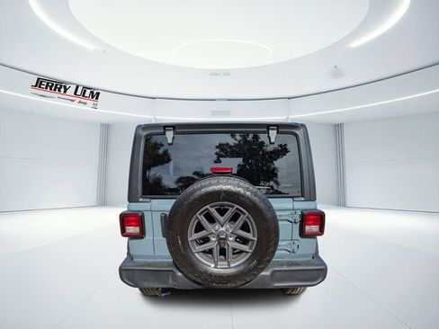 New 2026 Jeep Wrangler Unlimited Sport AWD/4WD image 4