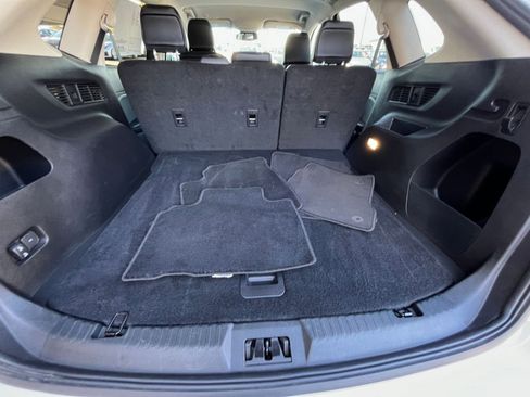 Used 2024 Ford Edge SEL image 31