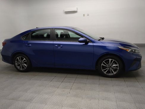Used 2023 Kia Forte LXS FWD image 11