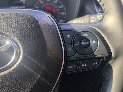 Certified 2023 Toyota Corolla Cross LE image 19