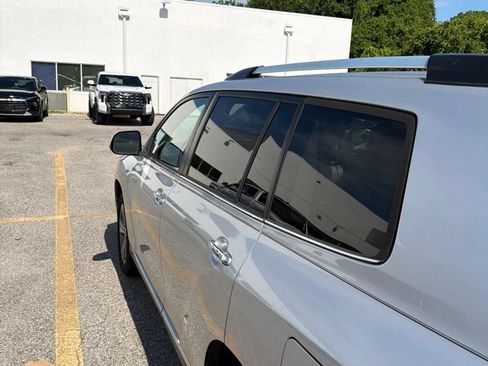 Used 2012 Toyota Highlander Limited w/ Tow Pkg AWD/4WD image 6