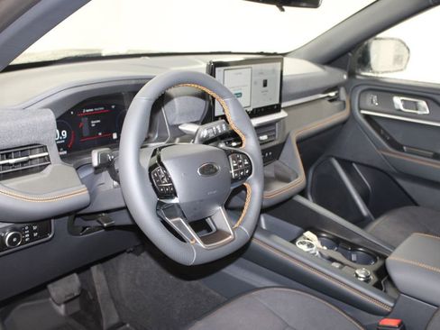 New 2026 Ford Explorer Tremor AWD/4WD image 22