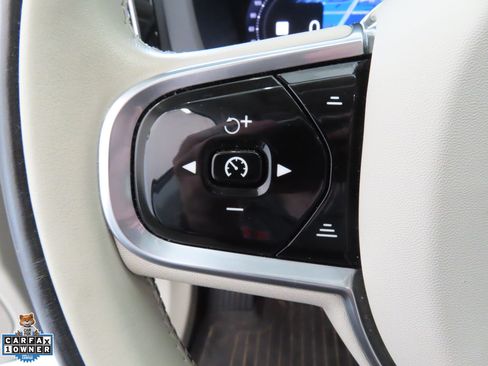 Used 2023 Volvo XC60 B5 Plus w/ Protection Package Premier AWD/4WD image 13