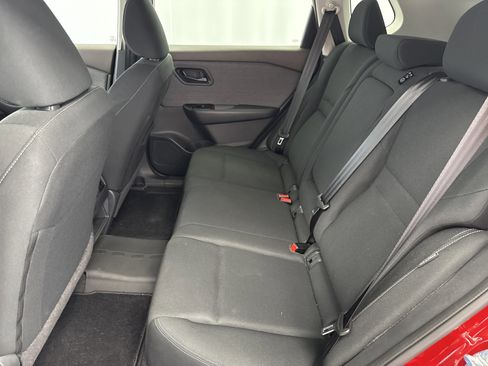 Used 2023 Nissan Rogue S image 14