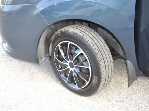 Used 2017 Nissan NV200 SV w/ Technology Package image 28