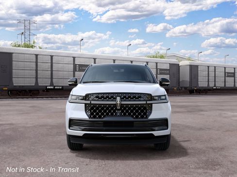 New 2027 Lincoln Navigator L Black Label w/ Black Label Special Edition AWD/4WD image 3