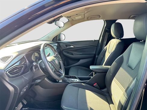 Used 2022 Buick Encore GX Select w/ Sport Touring Package image 10