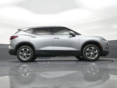 Used 2024 Chevrolet Blazer LT FWD image 30