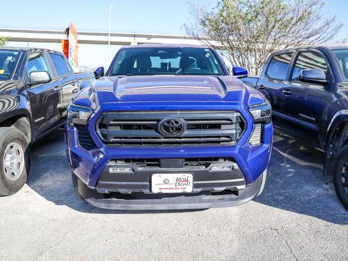 Used 2024 Toyota Tacoma SR5 image 4