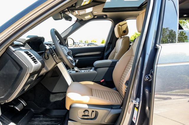 New 2026 Land Rover Discovery Limited Edition AWD/4WD image 4