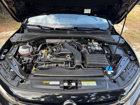 Used 2025 Volkswagen Jetta S image 31