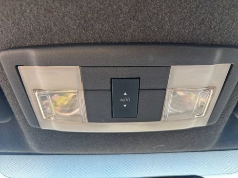 Used 2008 Ford Focus Sedan FWD image 21