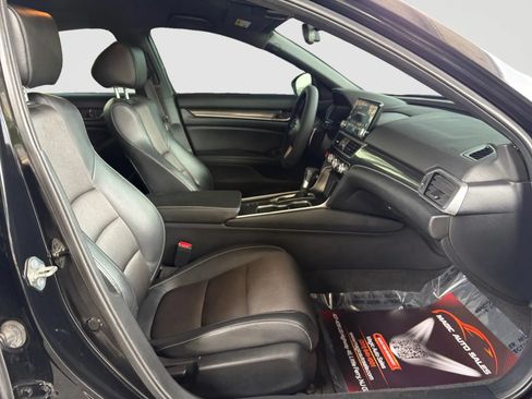 Used 2018 Honda Accord Sport image 20