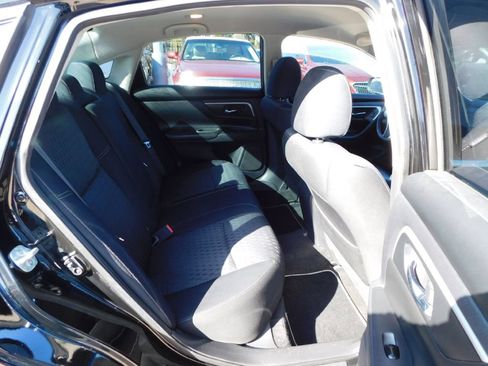 Used 2017 Nissan Altima 2.5 SV image 37