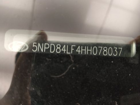 Used 2017 Hyundai Elantra Limited w/ Limited Tech Package 04 image 33