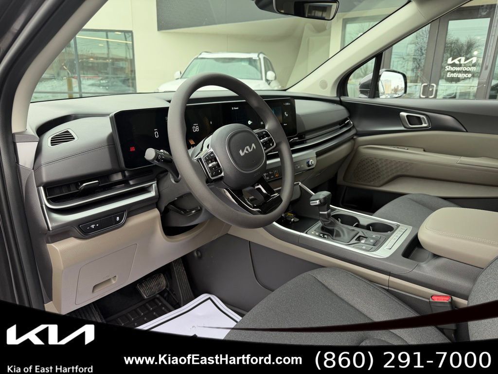 New 2026 Kia Carnival LX FWD image 28