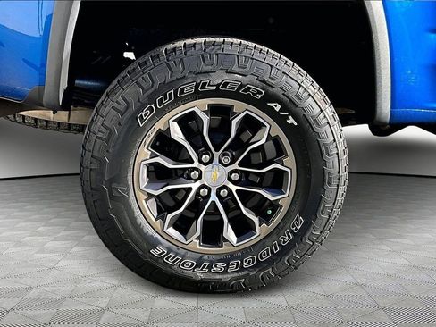 Used 2019 Chevrolet Colorado ZR2 image 32