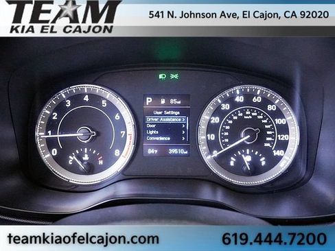 Used 2022 Hyundai Venue SEL w/ Cargo Package FWD image 31