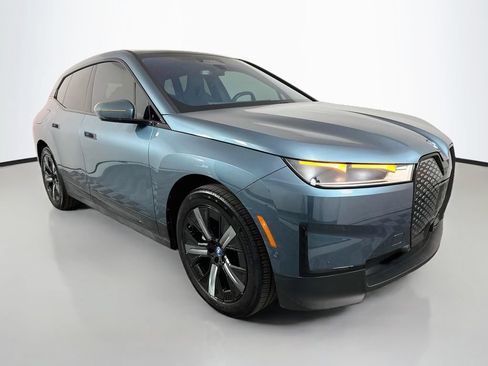 Certified 2024 BMW iX xDrive50 w/ Premium Package AWD/4WD image 3