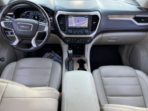 Used 2019 GMC Acadia Denali w/ Technology Package AWD/4WD image 19