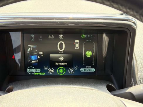 Used 2014 Chevrolet Volt Premium w/ Premium Trim Package FWD image 10