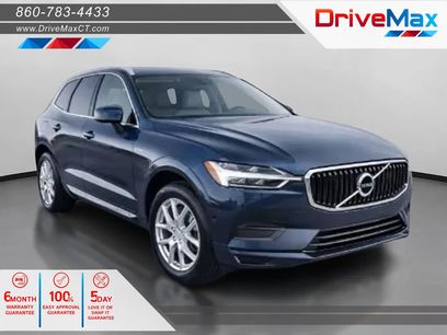 Used 2019 Volvo XC60 T5 Momentum w/ Premium Package