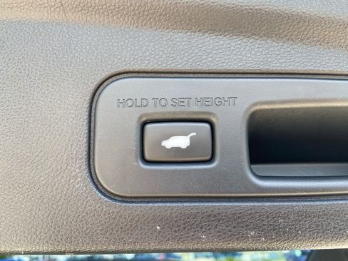 Used 2023 Acura MDX A-Spec image 31