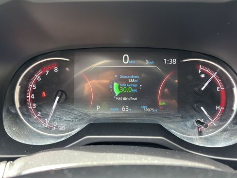 Used 2024 Toyota RAV4 XLE FWD image 4