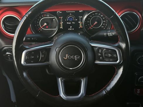 Used 2021 Jeep Gladiator Rubicon AWD/4WD image 13