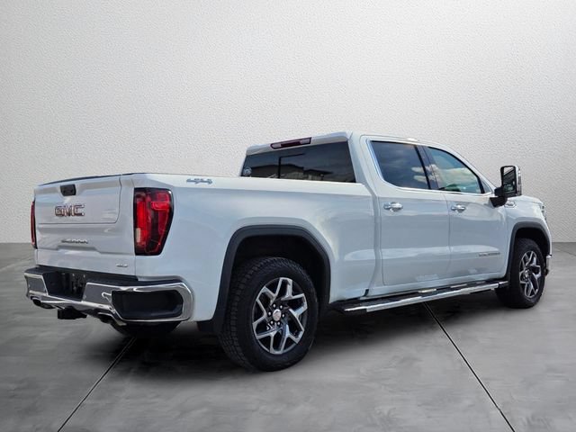 Used 2024 GMC Sierra 1500 SLT w/ SLT Premium Plus Package AWD/4WD image 4