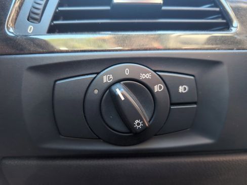 Used 2008 BMW 328i Convertible image 14