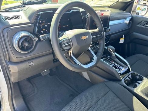 New 2026 Chevrolet Colorado LT image 14