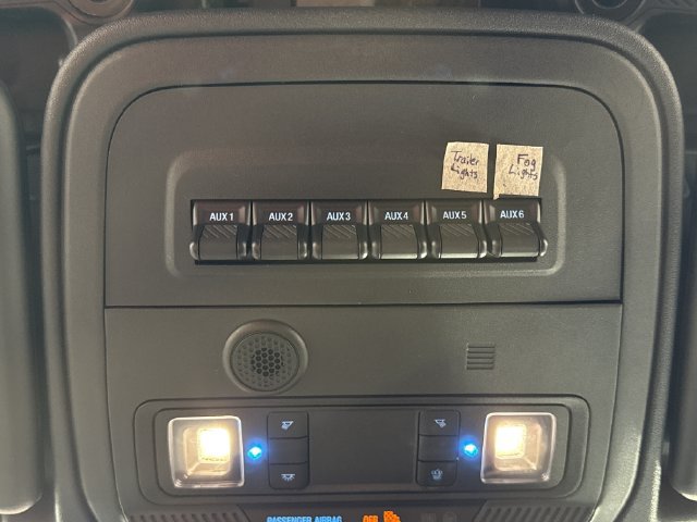 Used 2021 Ford Bronco Badlands AWD/4WD image 11