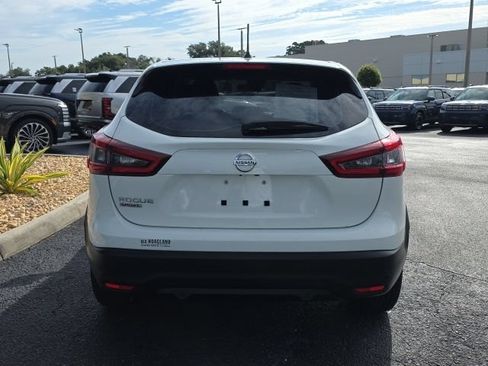 Used 2020 Nissan Rogue Sport S FWD image 18