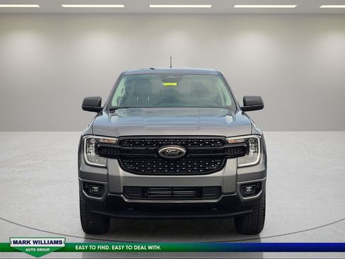 Used 2025 Ford Ranger XLT w/ Black Appearance Package AWD/4WD image 9