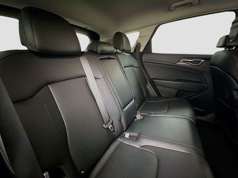 Used 2023 Kia Sportage EX image 26