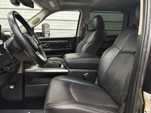 Used 2018 RAM 3500 Laramie w/ Sport Appearance Group AWD/4WD image 8