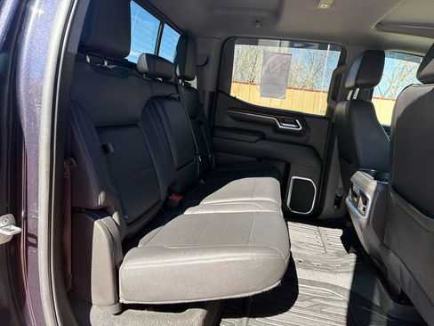 Used 2022 GMC Sierra 1500 SLT w/ SLT Premium Plus Package AWD/4WD image 31