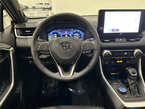 Used 2024 Toyota RAV4 XSE w/ Advanced Technology Package AWD/4WD image 16