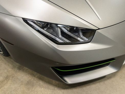 Used 2017 Lamborghini Huracan LP 580-2 RWD image 24