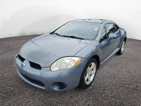Used 2008 Mitsubishi Eclipse GS FWD image 3