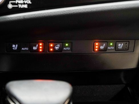 Used 2024 Lexus ES 350 w/ Premium Package image 22