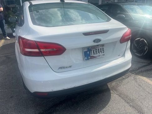 Used 2015 Ford Focus SE FWD image 7