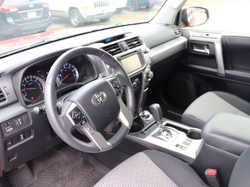 Used 2018 Toyota 4Runner SR5 image 10